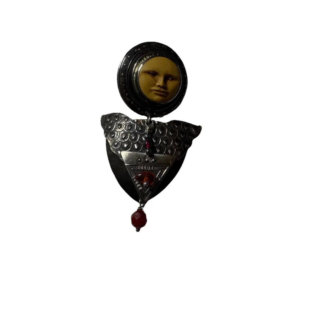Signed Tabra Moon Face God Goddess‎ garnet & carnelian Beaded Sliver Pin Brooch